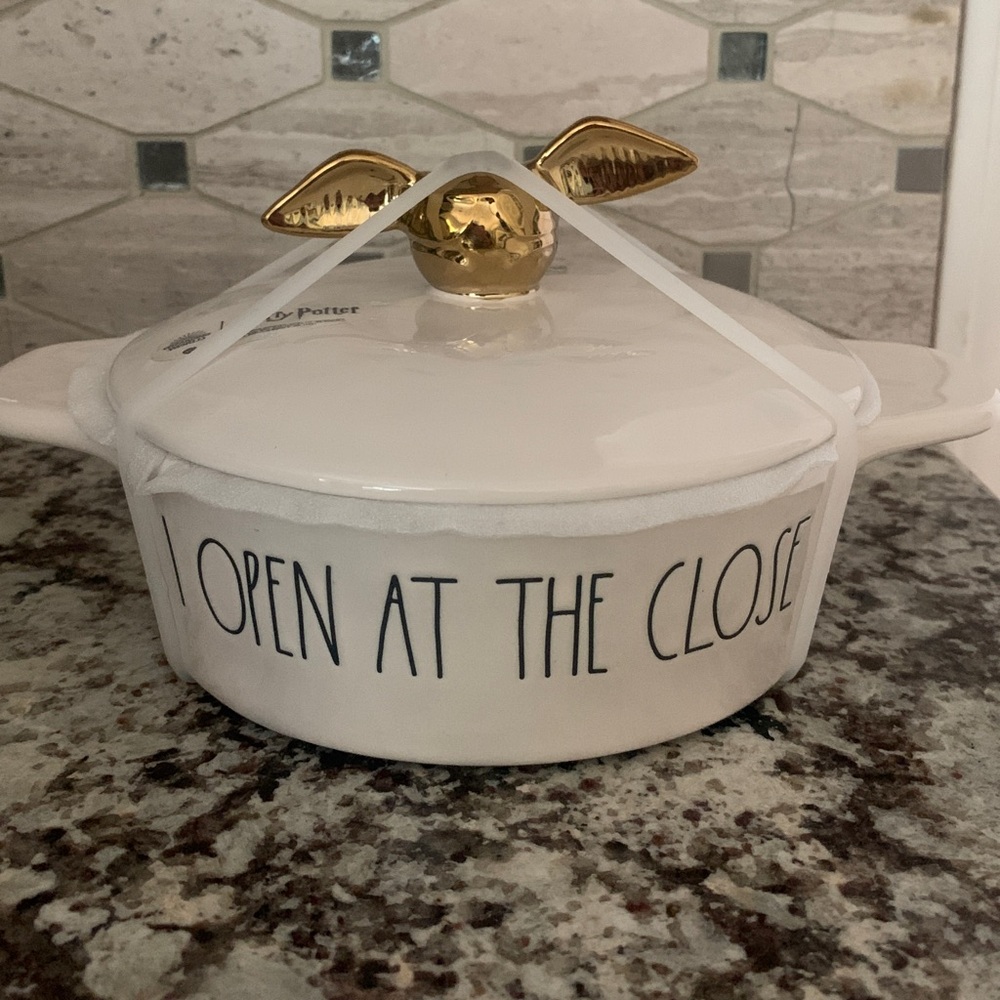Harry Potter “I Open at the Close” Baker Dish